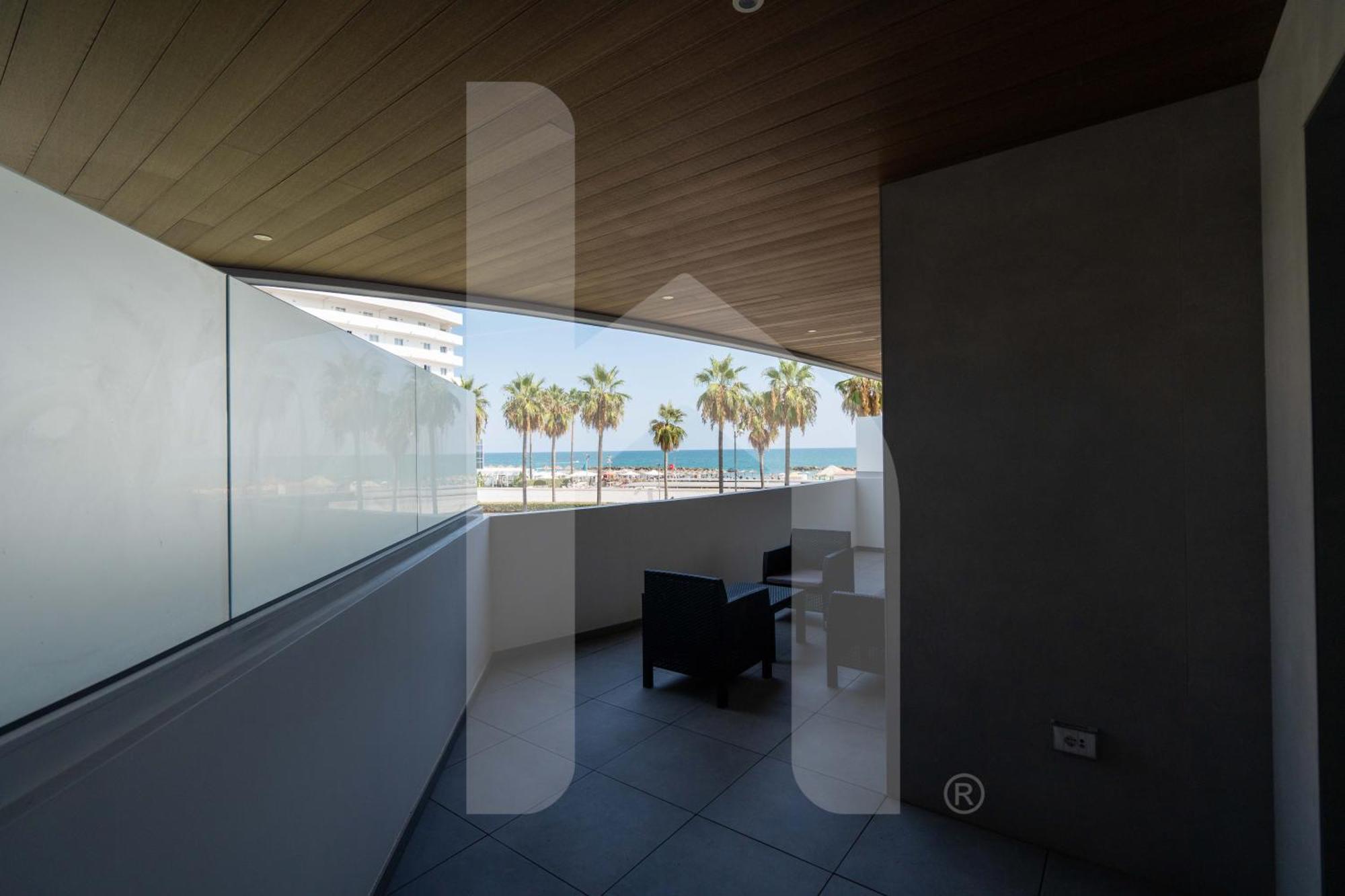 Homiday - Waterfront Montesilvano Marina Buitenkant foto