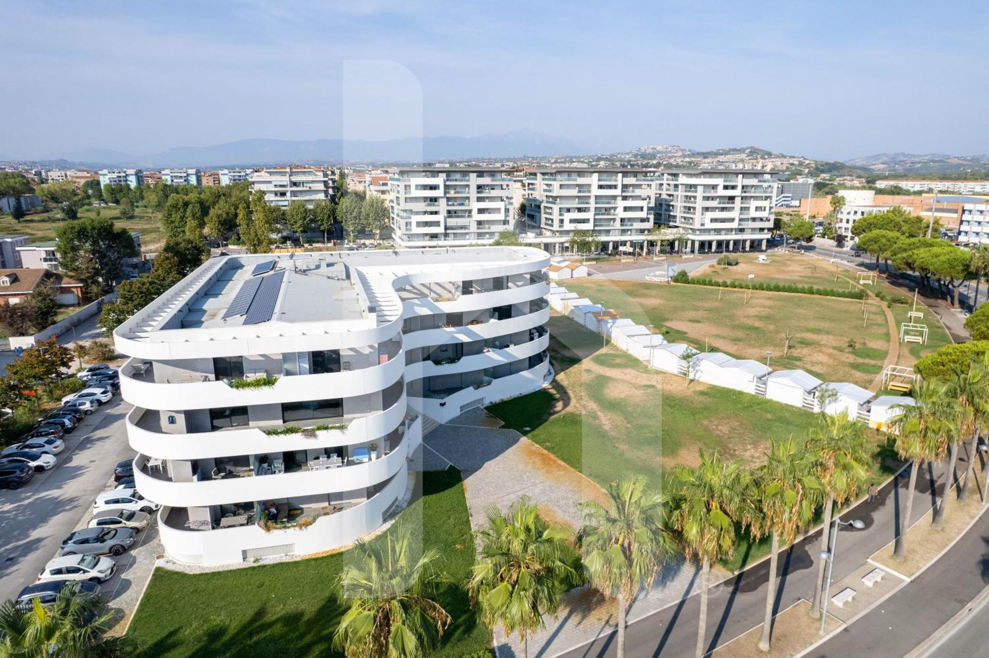 Homiday - Waterfront Montesilvano Marina Buitenkant foto